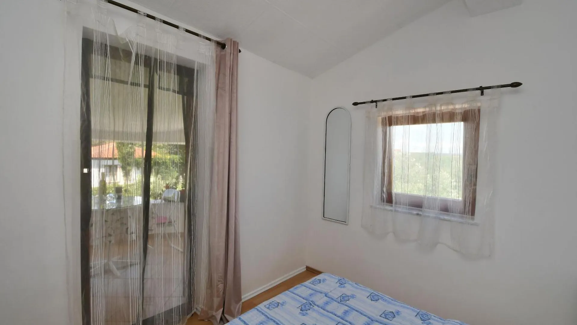 Apartments Petra Fazana 0*,  Croatia